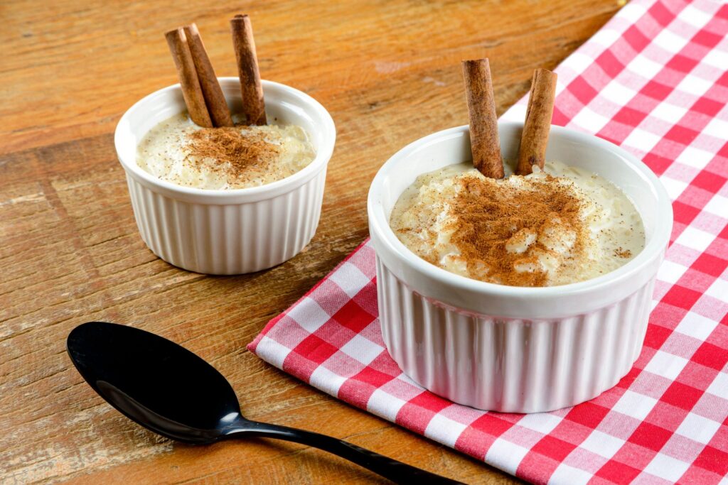 Pot with rice pudding - sprinkled with cinnamon